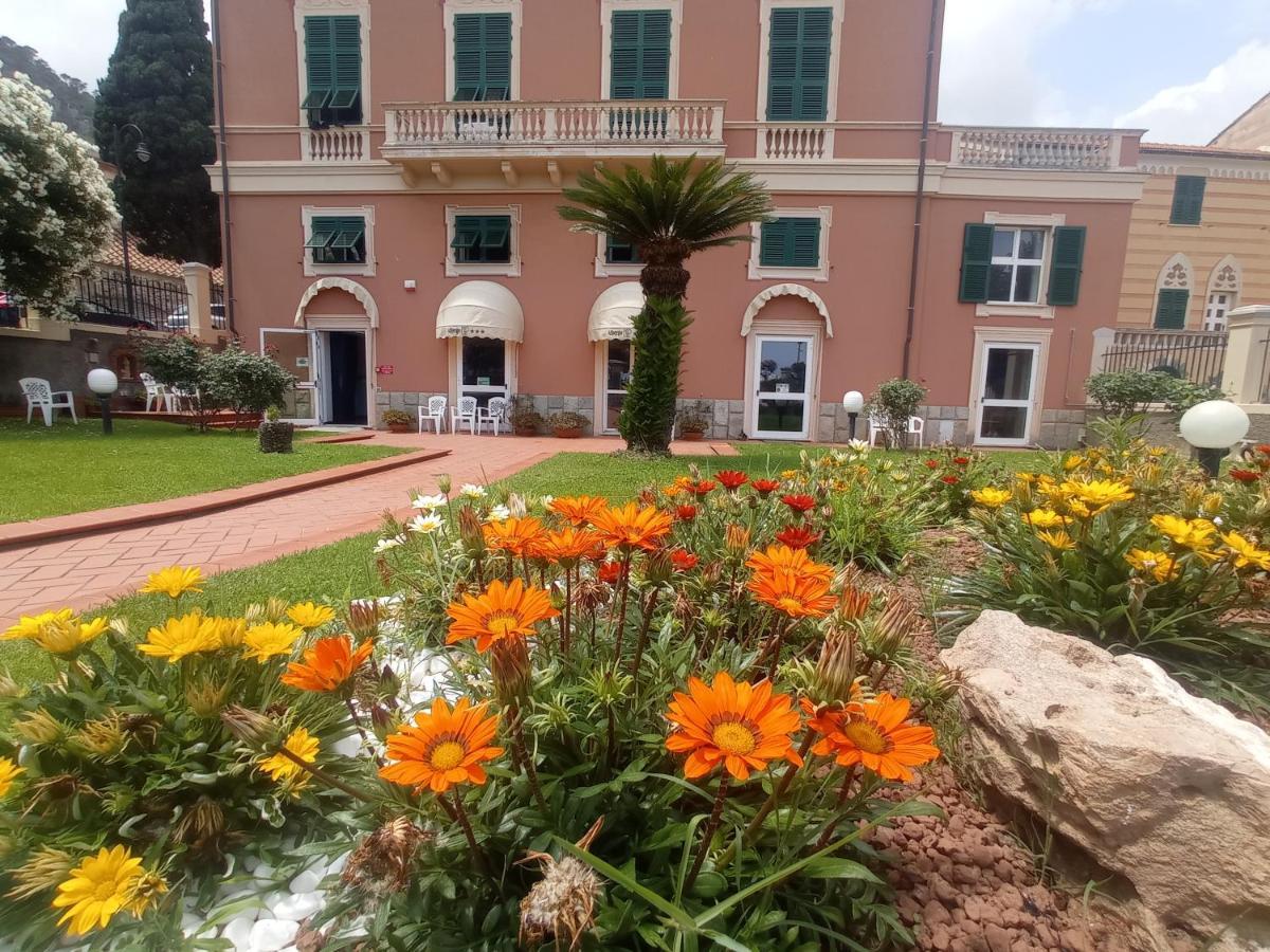 Albergo Mp Noli Εξωτερικό φωτογραφία