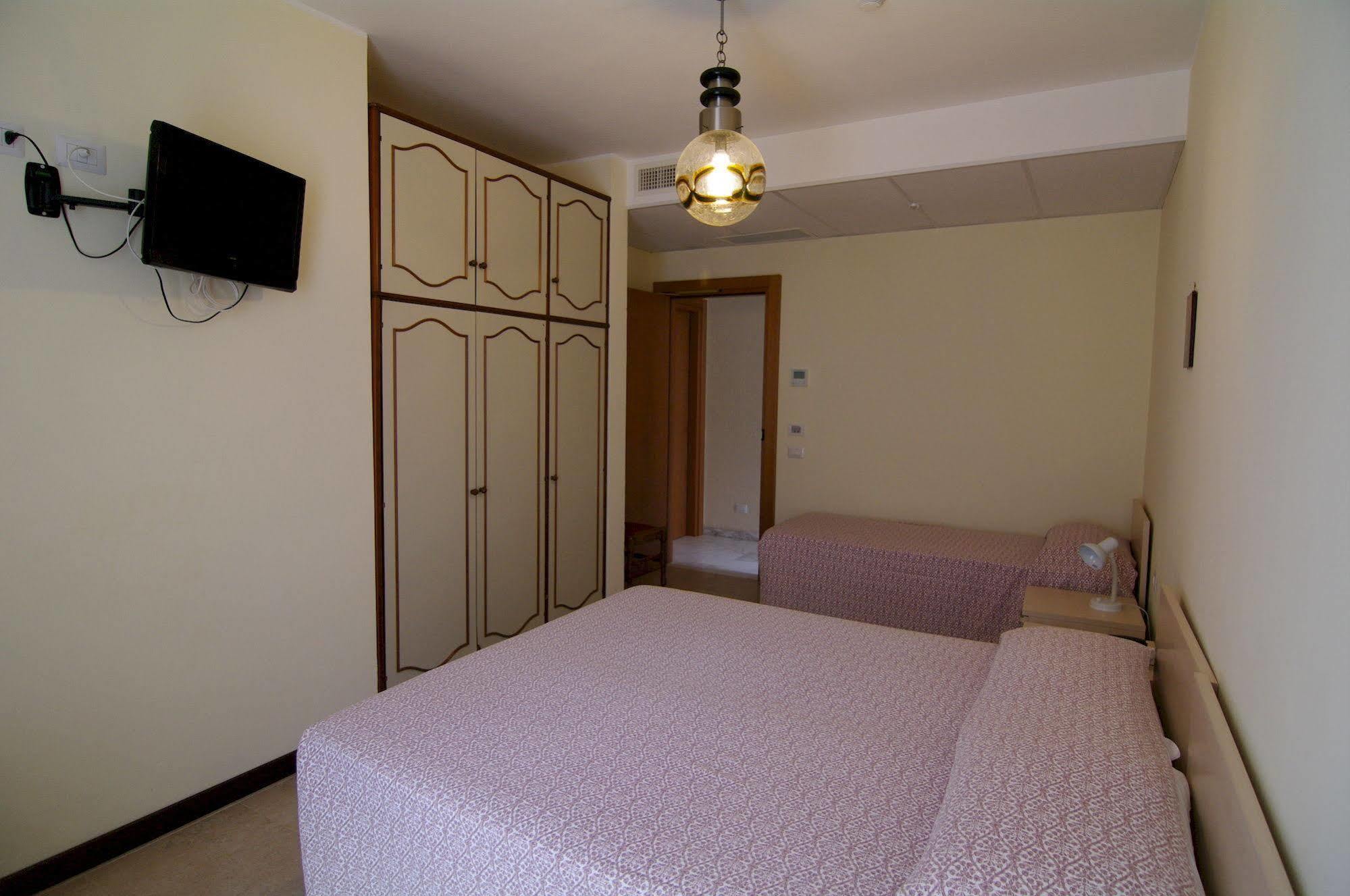 Albergo Mp Noli Εξωτερικό φωτογραφία
